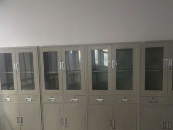 上海松江萬達旁二手辦公家具熱銷，助力企業(yè)低成本配置辦公空間