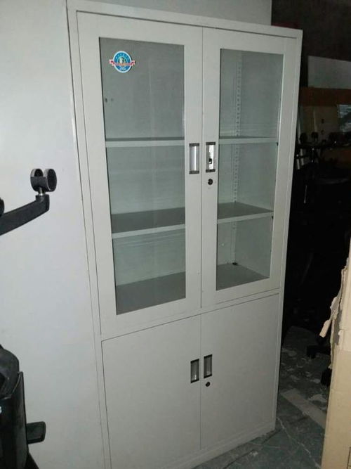 八載信譽保障，北京辦公家具新選擇——二手辦公家具工位屏風隔斷一應(yīng)俱全